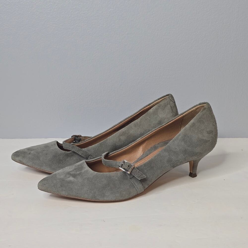 Vionic Gray Suede Kitten Heels